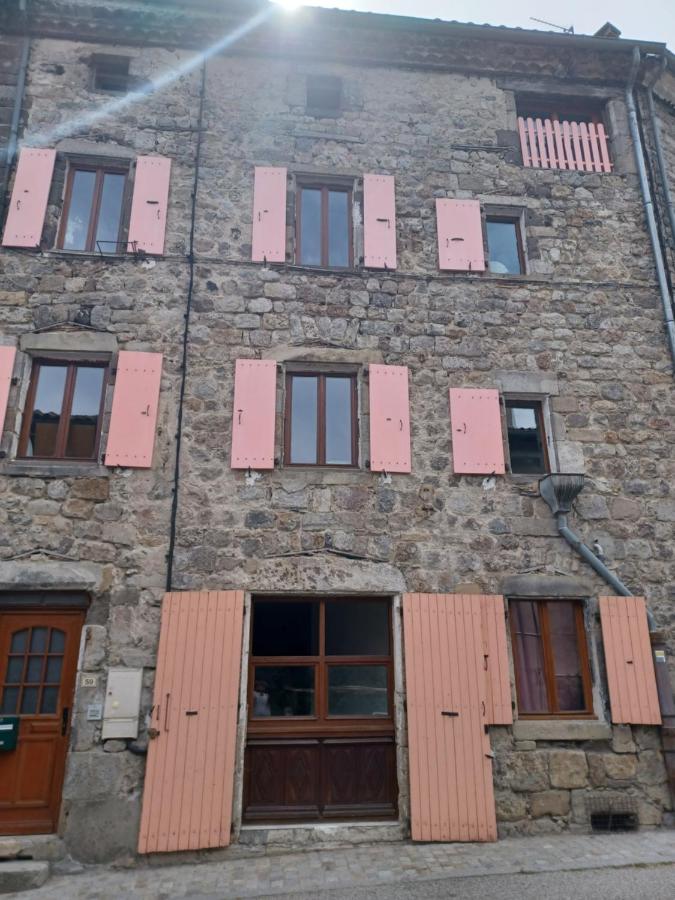 Duplex 85m2 au coeur de la nature à Montpezat-sous-Bauzon - Ferienwohnung