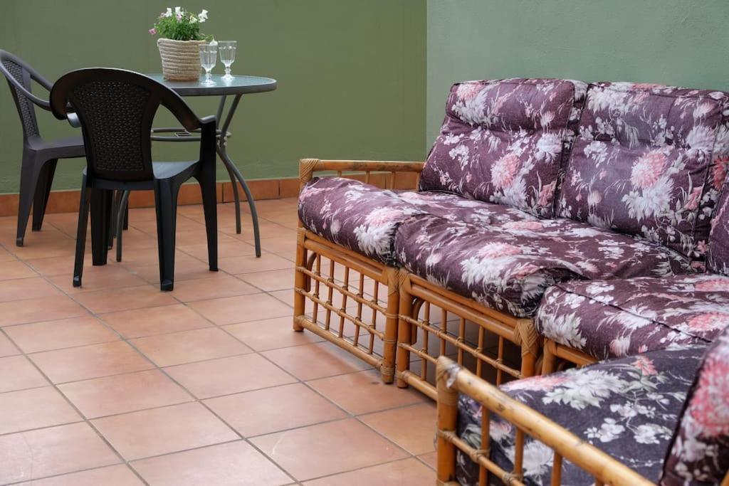 Casa el Porvenir - ático en Breña Alta - B&B