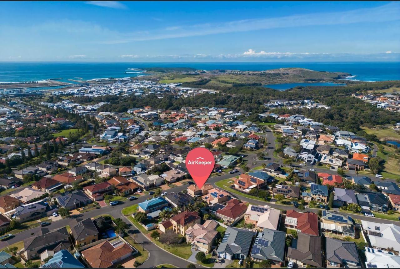 Shell Cove Modern Coastal Stay Near Marina & Beach - B&B Dunmore
