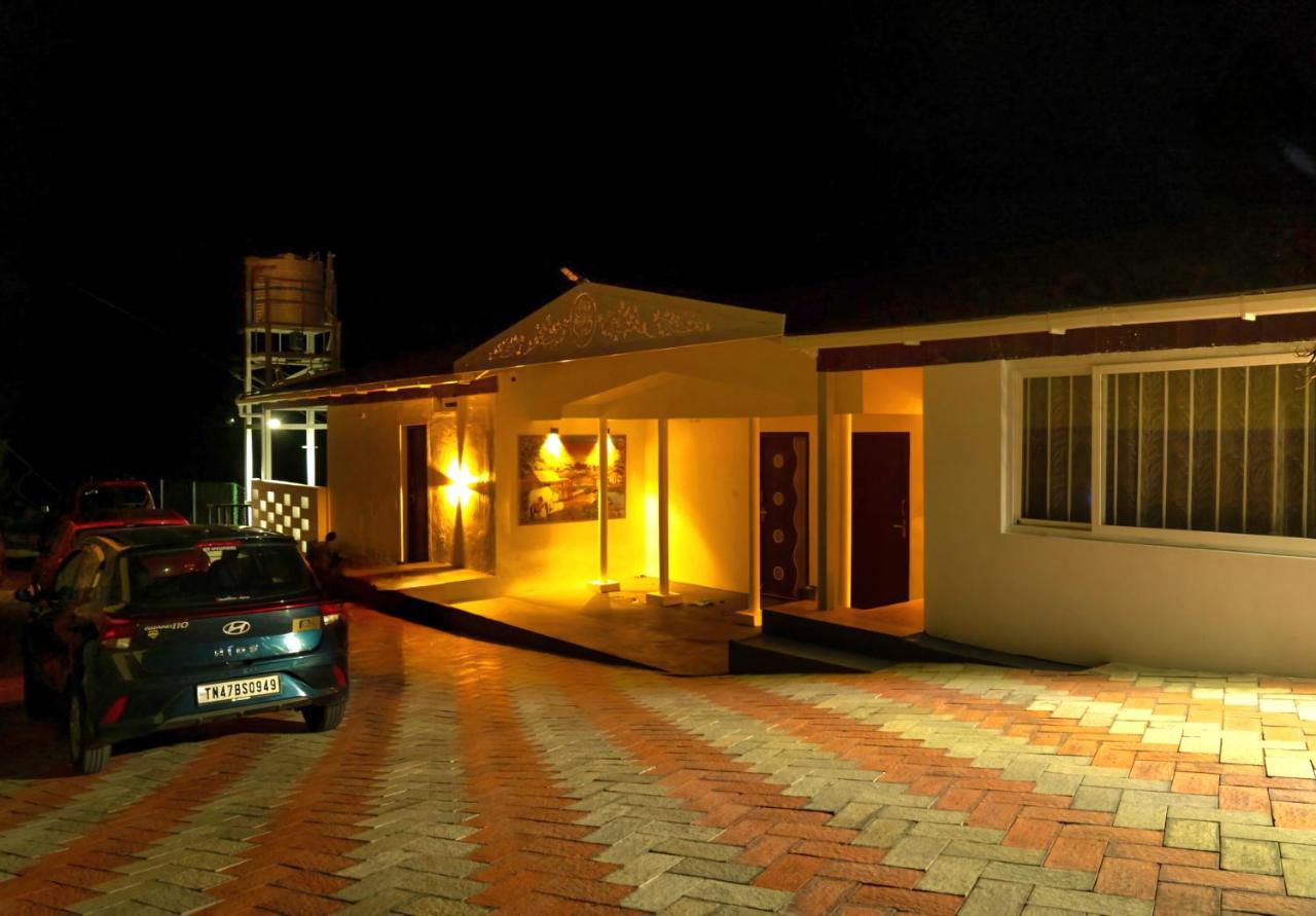 Karur Homes - Ferienwohnung