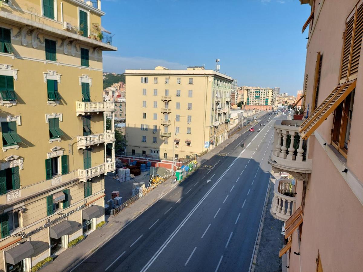 Casa Vittoria by Holiday World - B&B Genova