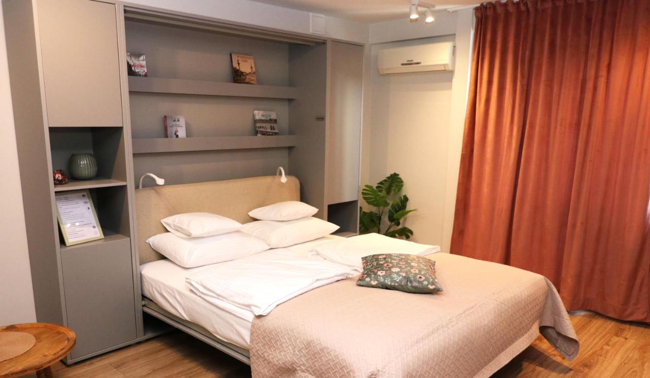 Appartamento Monolocale con 1 Letto Matrimoniale