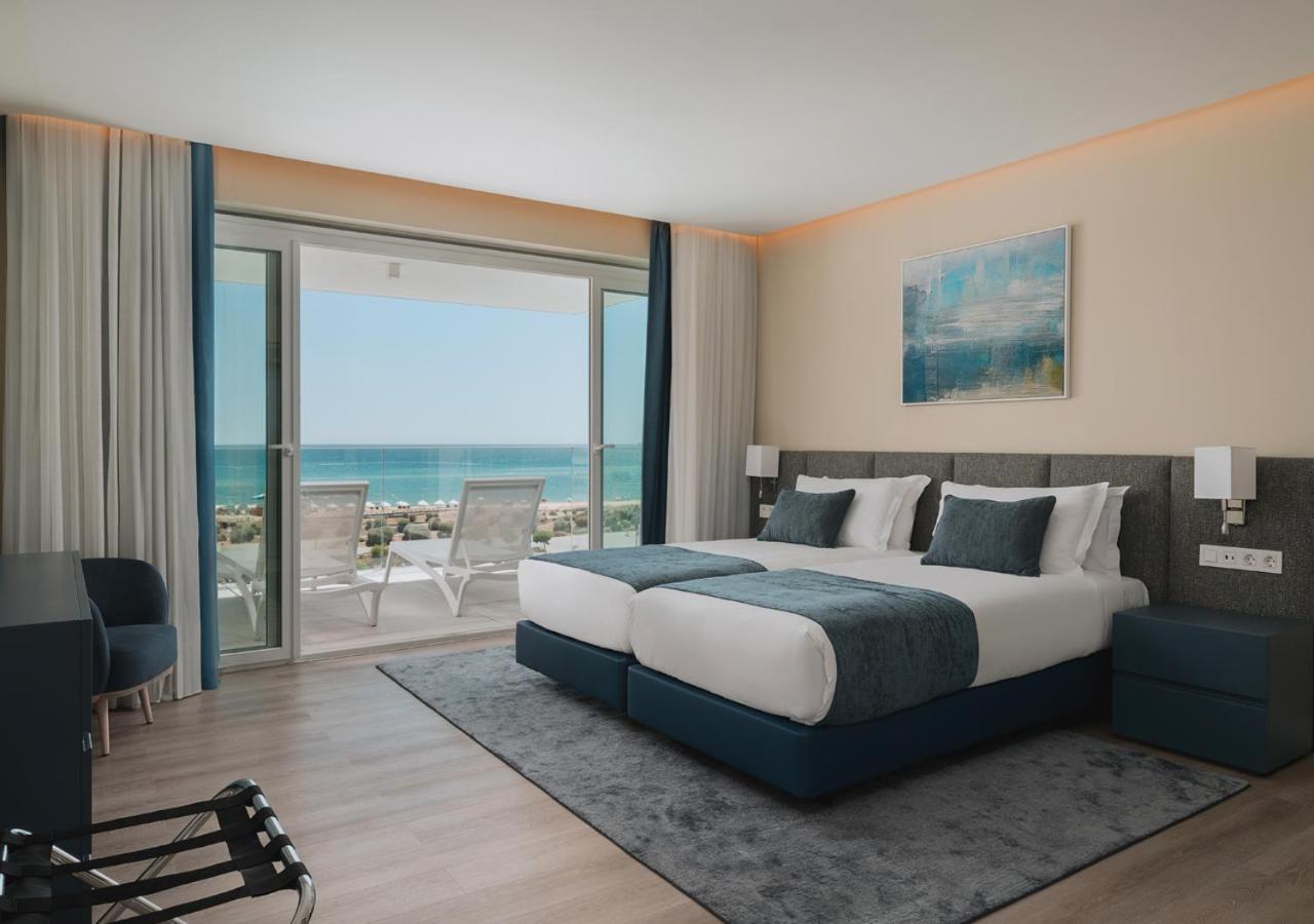 Four-Bedroom Duplex Apartment with Terrace and Sea View