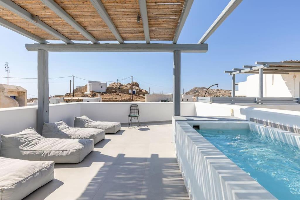 Mykonos Luxury Home with Jacuzzi - B&B