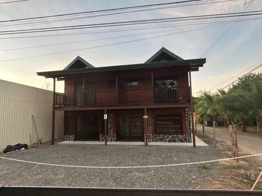 Seahorse Breeze Apartment 2 - Bed and Breakfast Uvita