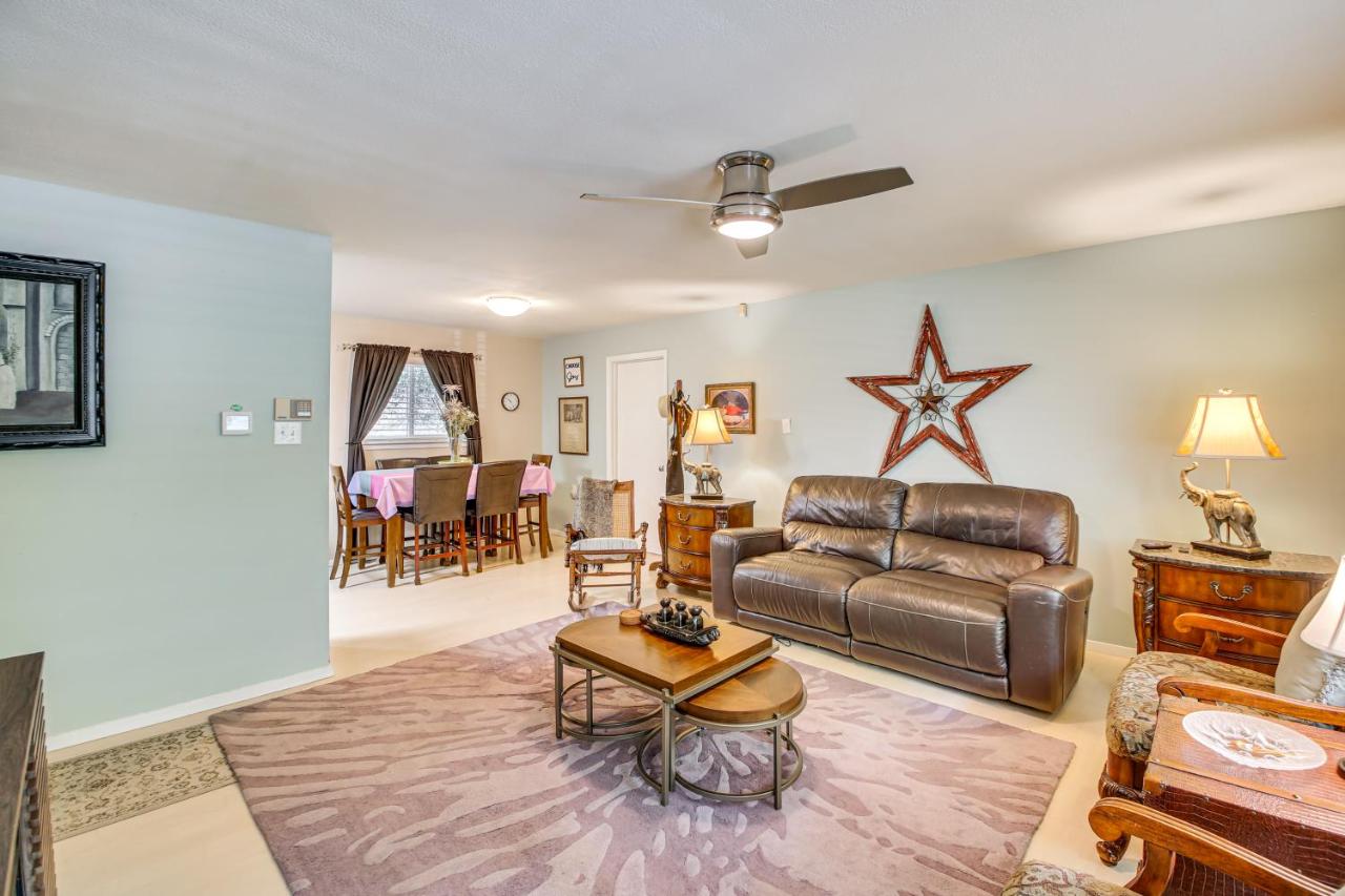 Walk to Bathhouse Row Dog-Friendly Home! - Ferienwohnung