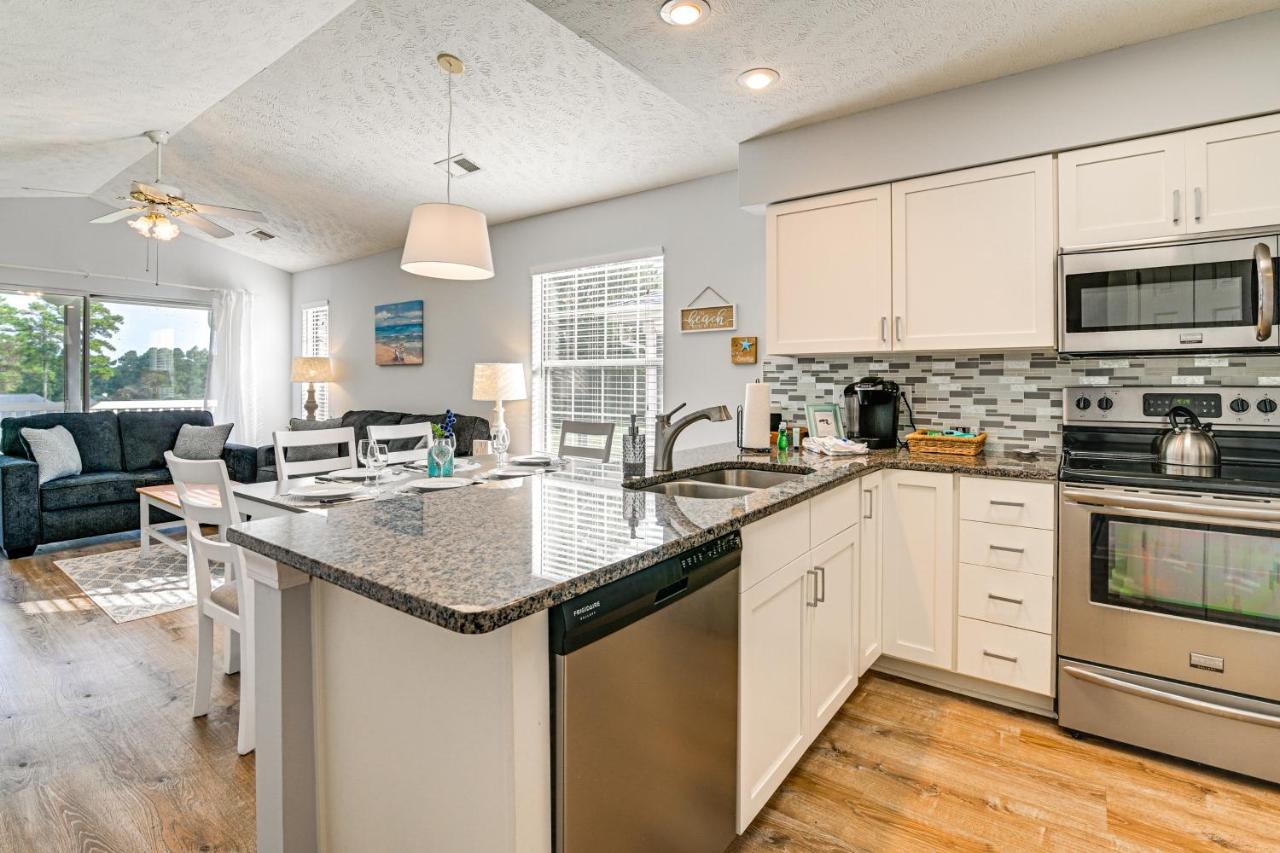 Resort Amenity Access Chic Myrtle Beach Condo! - B&B Myrtle Beach