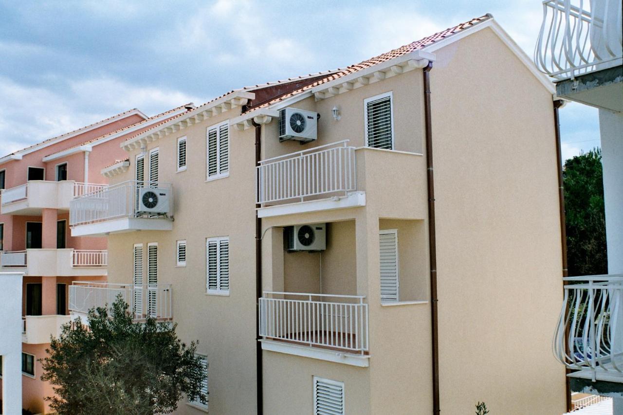 Apartments Katušić - Ferienwohnung Cavtat