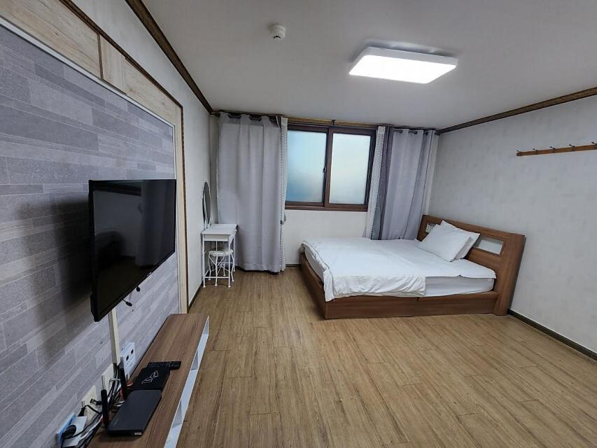 Quadruple Room 6