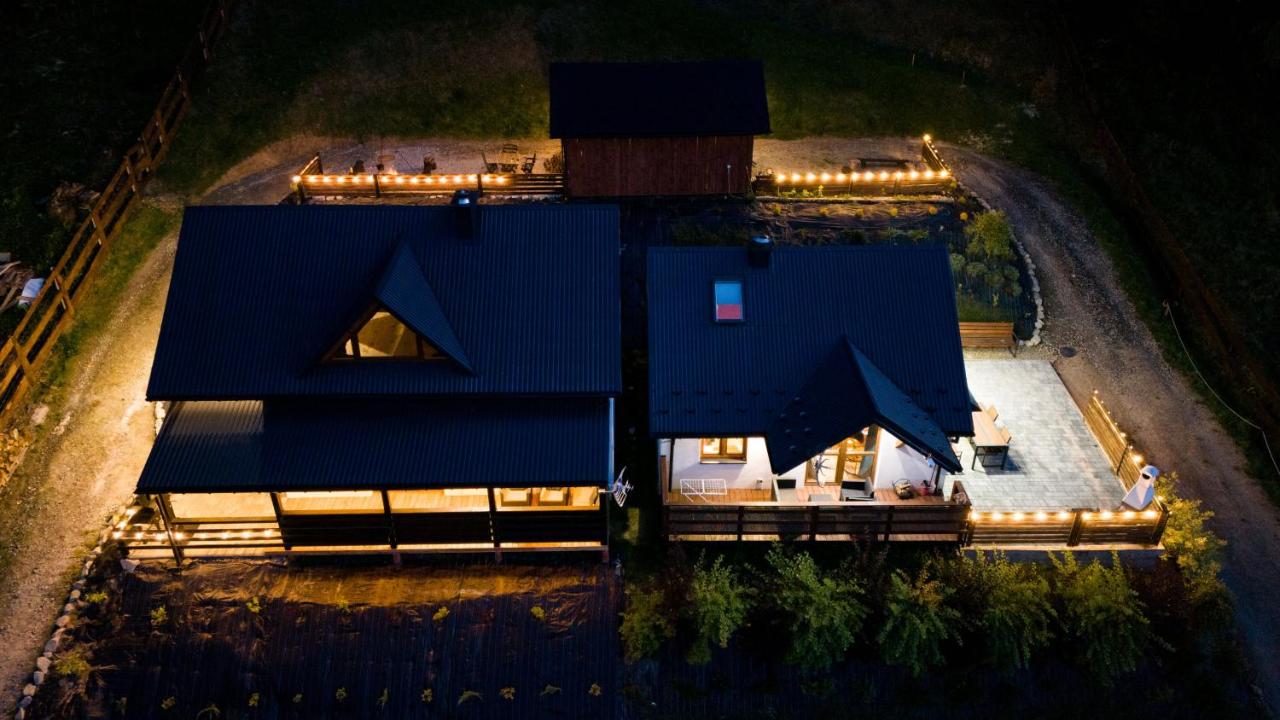 Bieszczadzkie Tarasy - Domki z Jacuzzi na wyłaczność - Chambres d’hôtes Ustrzyki Dolne