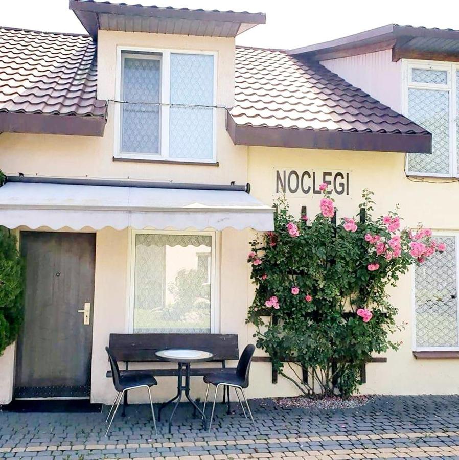 KWATERA AGROTURYSTYCZNA "Pod Dębiną" W NIELISZU - Ferienwohnung Nielisz