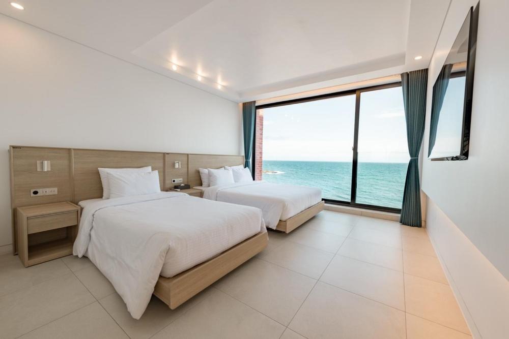 Double Room 4