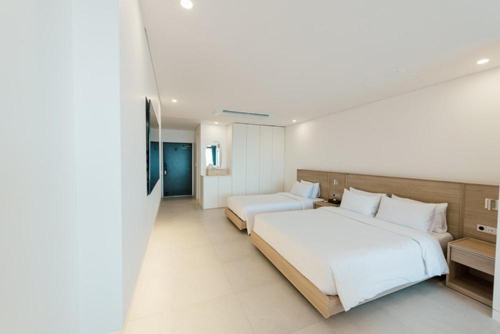 Double Room 2