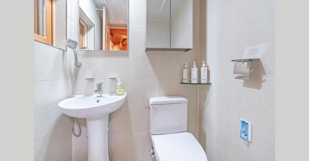 Double Room 2