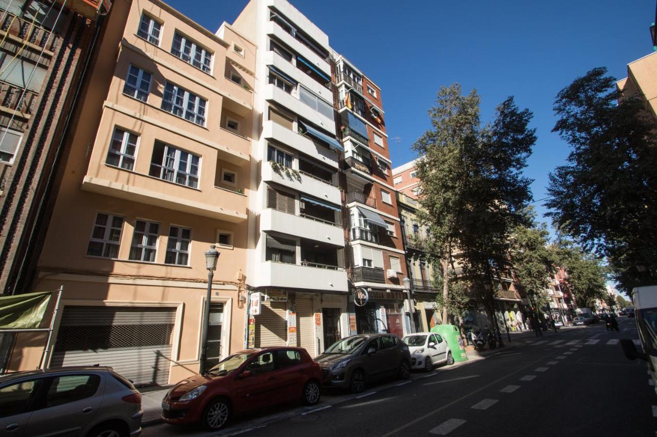 Flatsforyou Cabanyal Beach - B&B Valencia