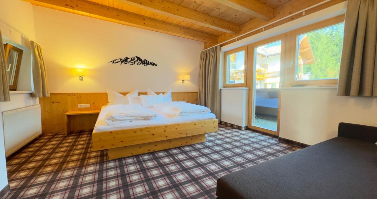 Apartment 318 with Balcony (2 - 3 Adults)