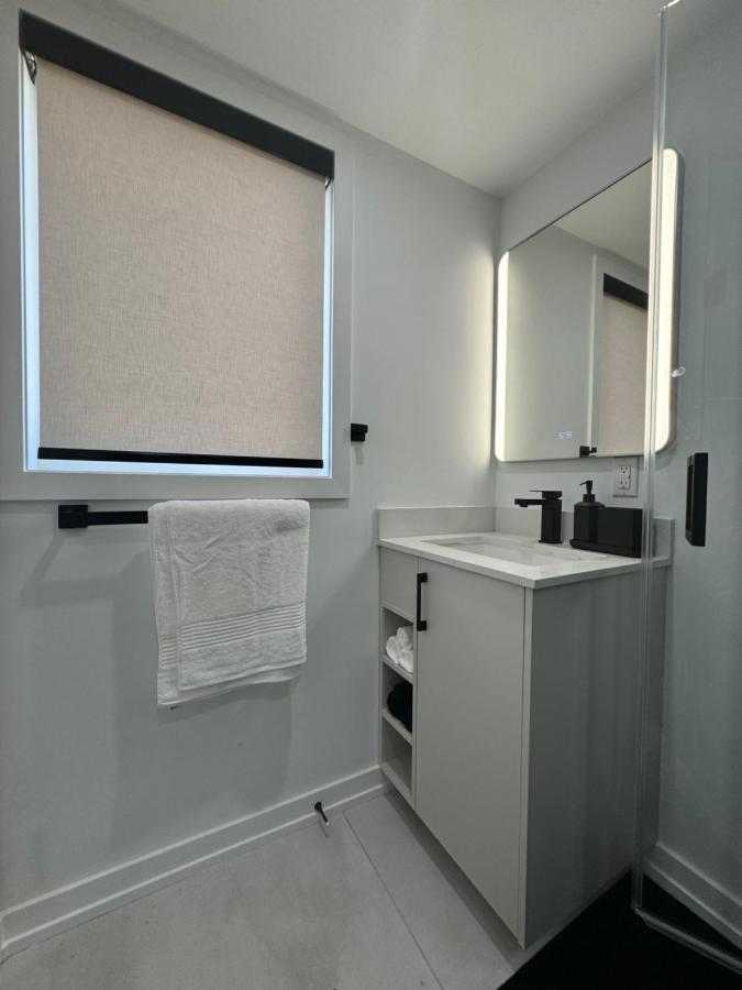 Modern sleek haven - Ferienwohnung
