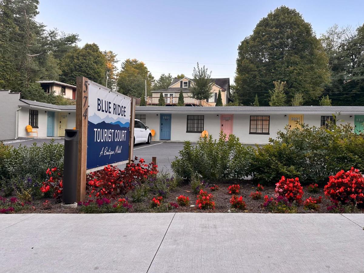 Blue Ridge Tourist Court - B&B