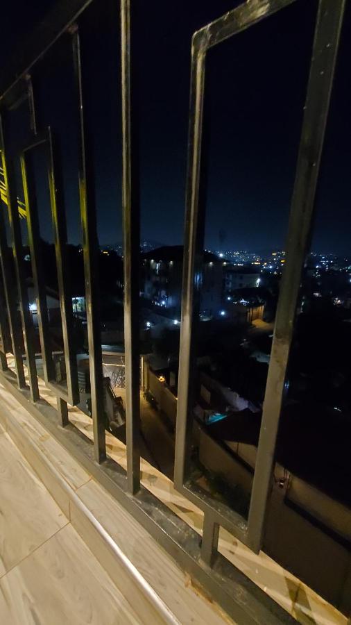 Modern Furnished Apartment Buziga Kampala - Ferienwohnung