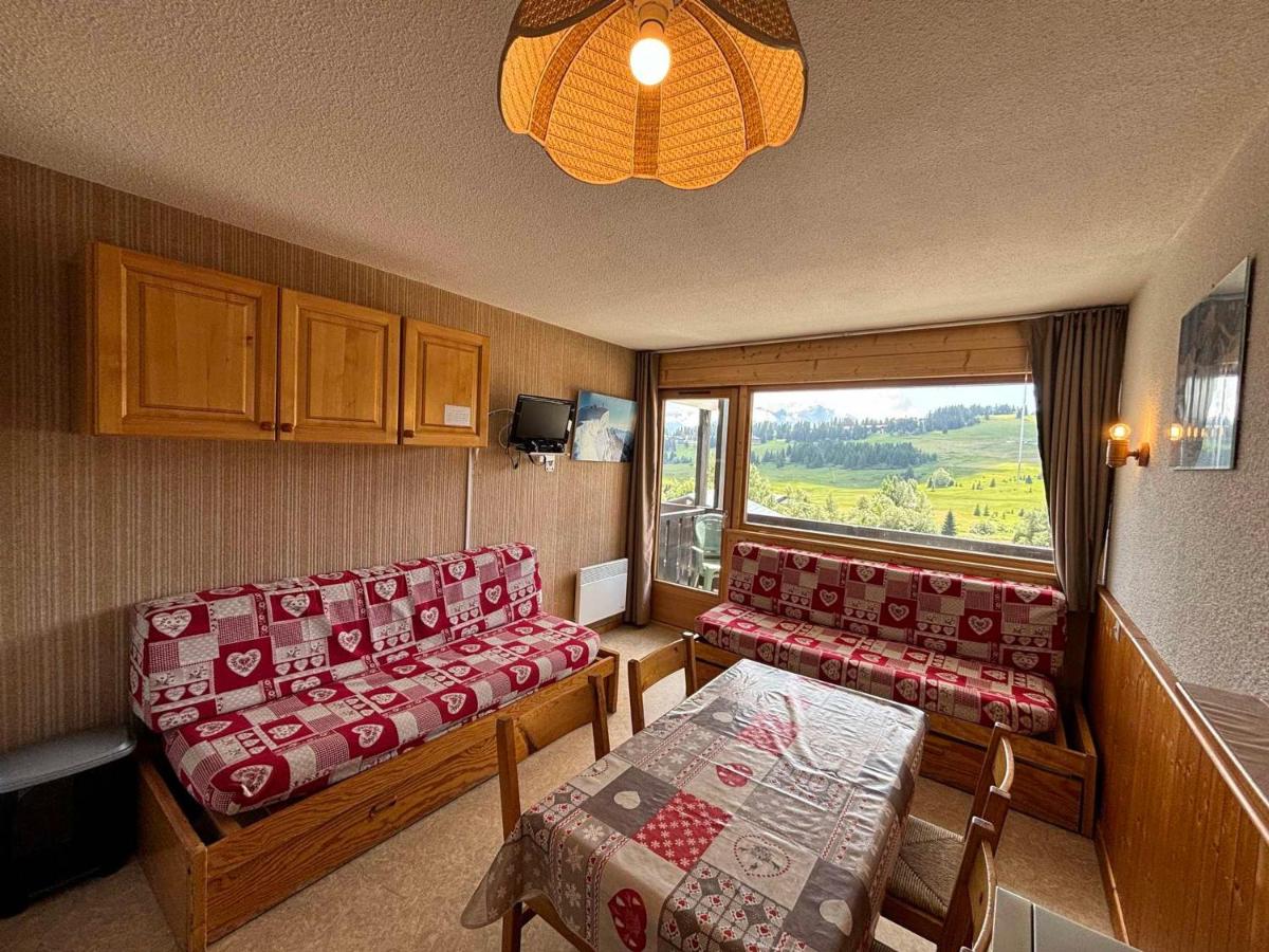 Studio cosy aux Saisies avec vue imprenable, balcon et parking privé - FR-1-293-195 - B&B Les Saisies