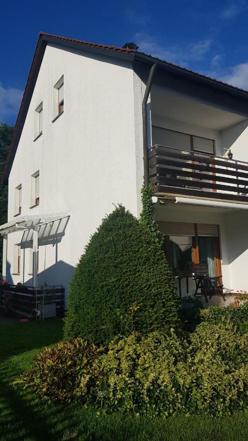 Zu Besuch bei Maria - Einzimmerwonung mit Kitchenette und Badezimmer - Ferienwohnung Neuburg an der Donau
