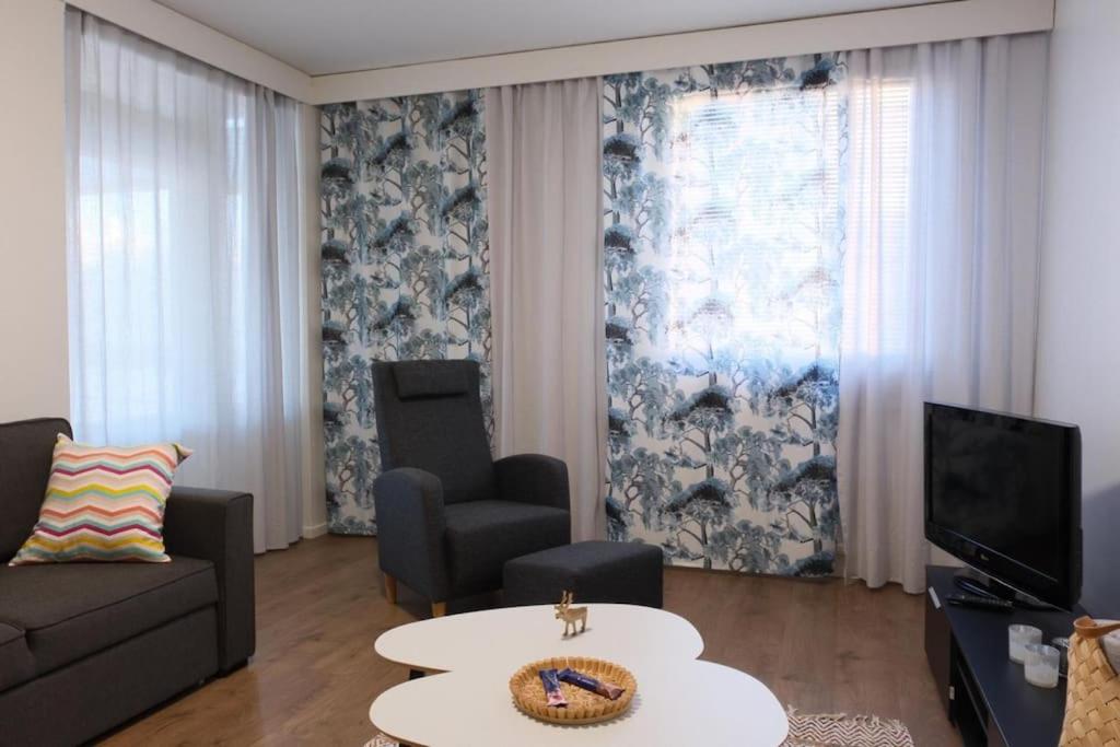 Happily in city center - B&B
