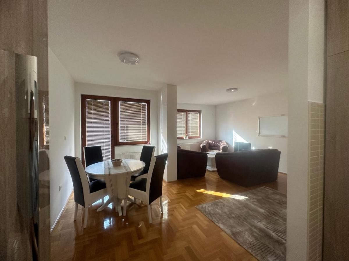 M apartman, Istočno Sarajevo, Lukavica - B&B
