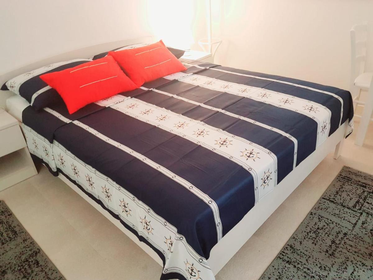Five-Bedroom Premium Apartment