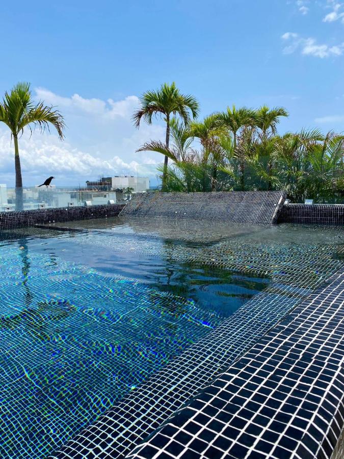 Deluxe One-Bedroom Apartment with Ocean View