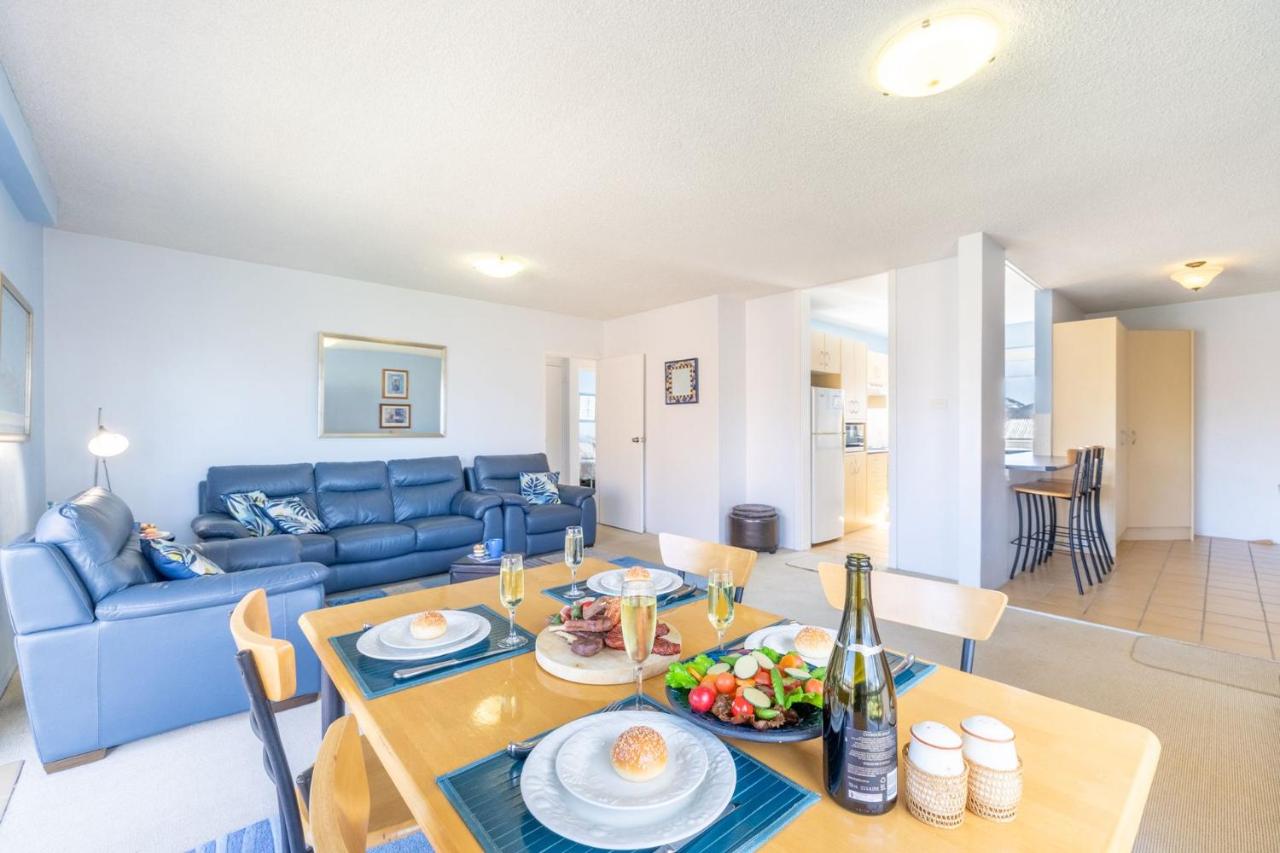 The Helm 8 hear the waves from Shoal Bay Beach - Ferienwohnung Shallow Bay