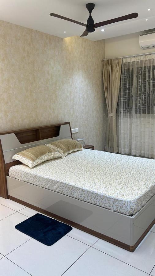PENT HOUSE, Willows Apartments, Neermarga, Mangalore - B&B