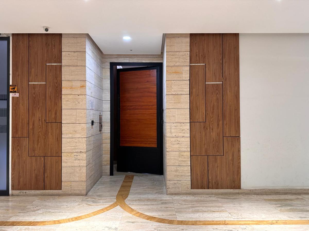 Spacious 2-Bedroom Apartment Near Center - Chambres d’hôtes Tirana