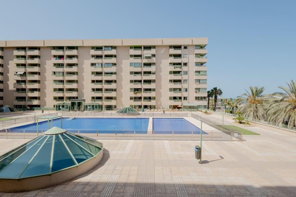 Apartamento playa Patacona con parking - Chambres d’hôtes