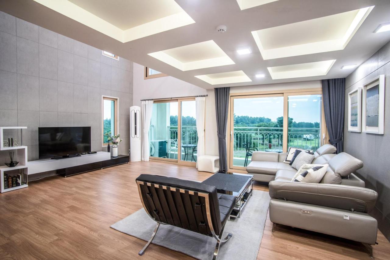Family Room 2