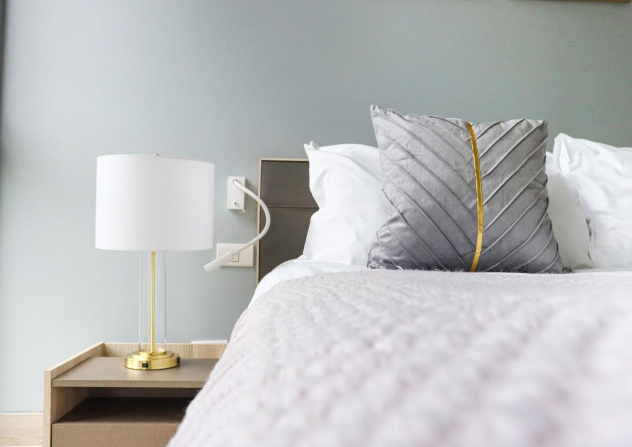 Appartamento con 2 Camere da Letto e Vista Lago
