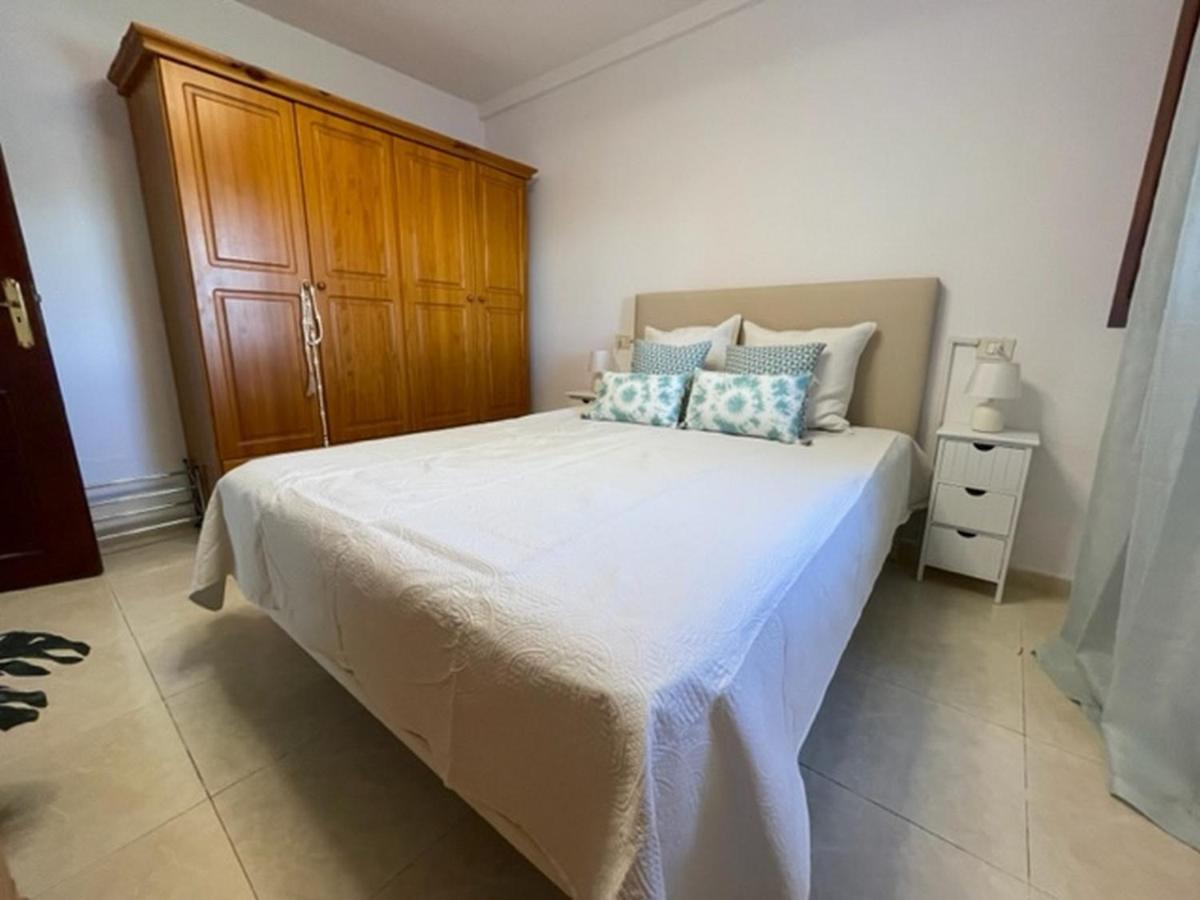 One-Bedroom Apartment with Garden