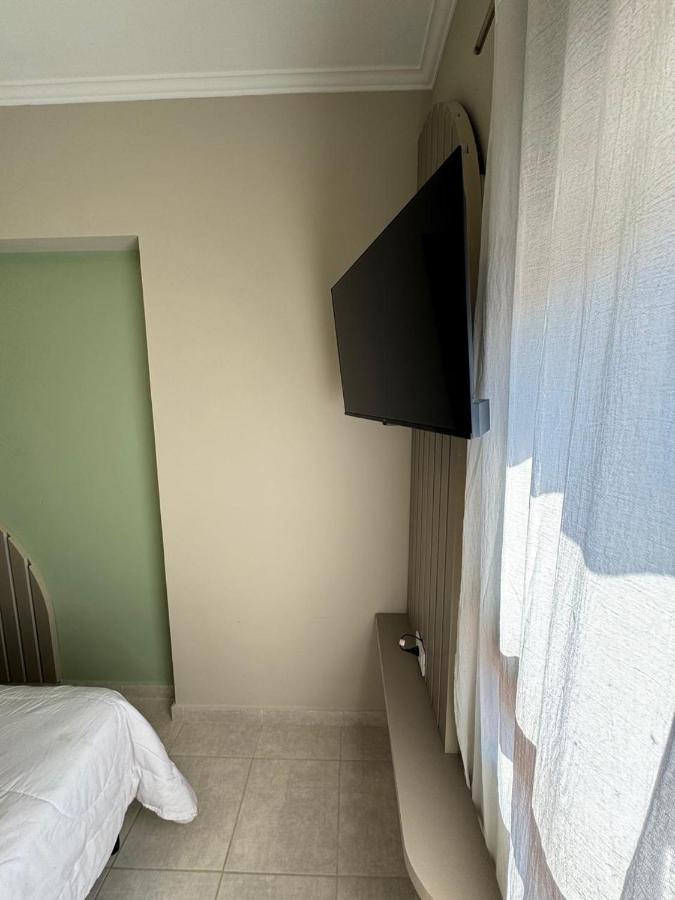 Departamento Exclusivo frente al puerto con cochera solo para autos - Chambres d'hôtes Santa Fe