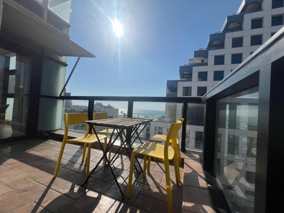3Bedrooms Suite With Balcony and shelter Yarkon13 - B&B