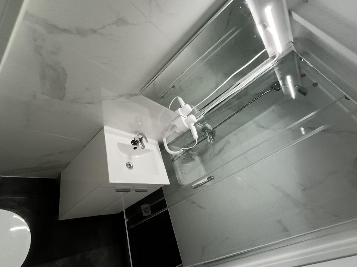 Studio - Split Level