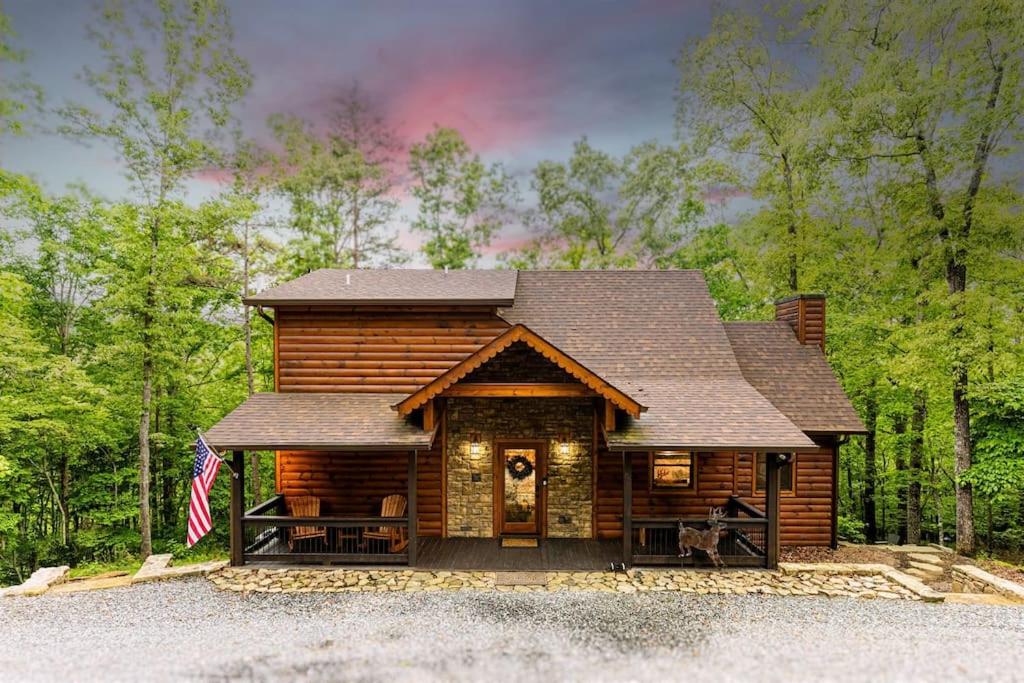 Luxe Family Cabin 8 min to Downtown Blue Ridge - Chambres d’hôtes Blue Ridge