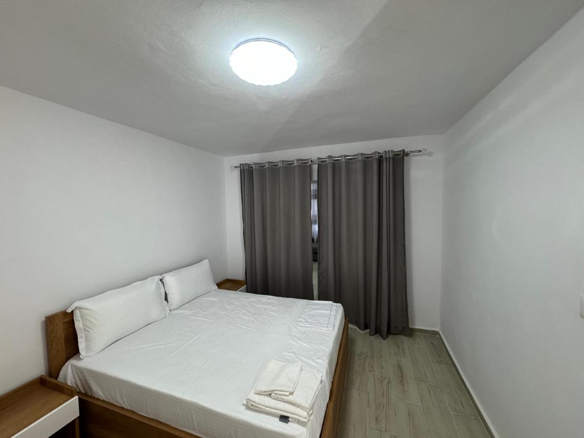 Tirana City Apartment - B&B