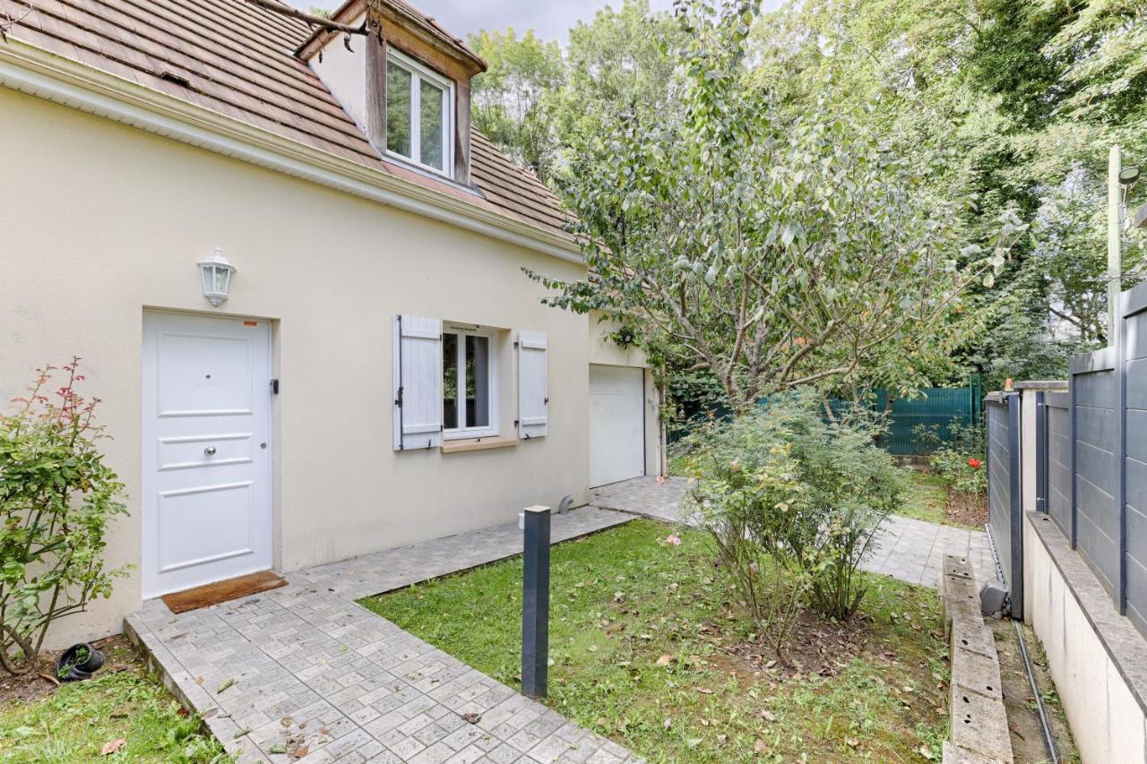 La Maison Pasteque - A 10 minutes de Disneyland - B&B Montévrain