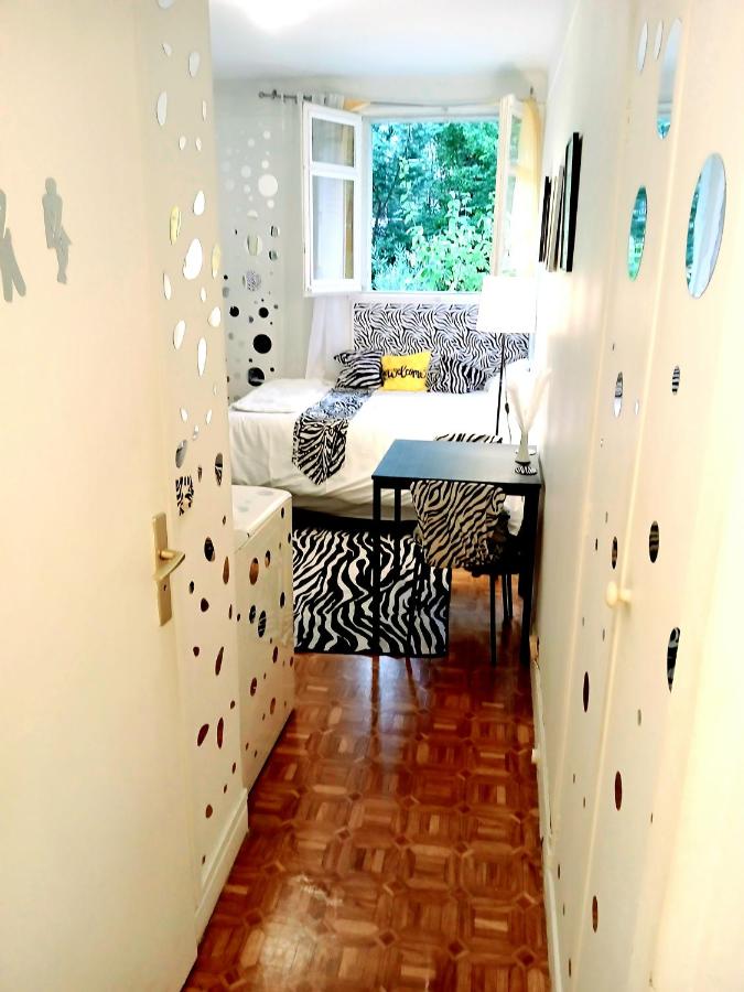Appartement entier à Neuilly-sur-Seine - Ferienwohnung