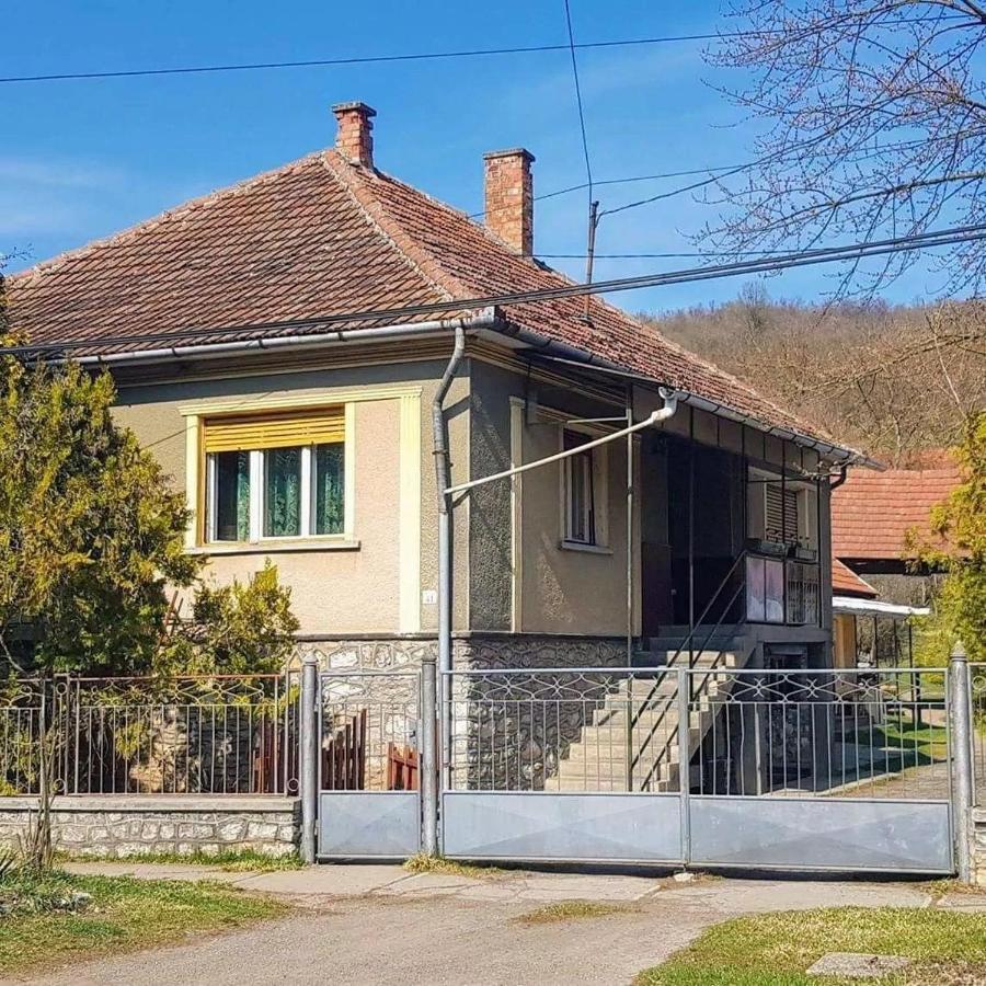 Garan Vendégház - Bed and Breakfast