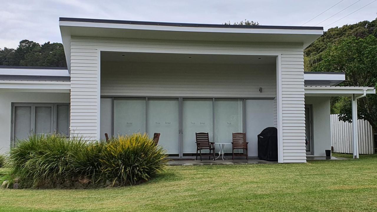 Whangapoua waves - Bed and Breakfast