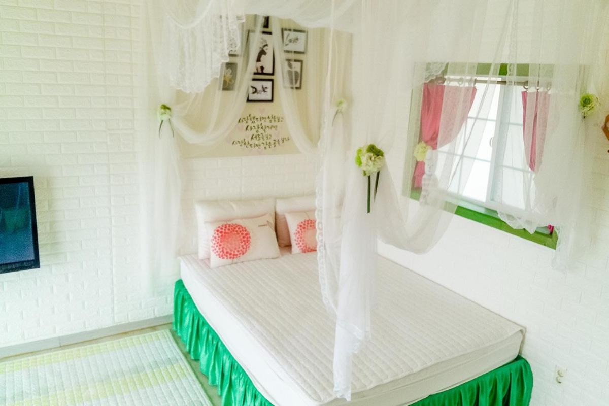 Double Room 4