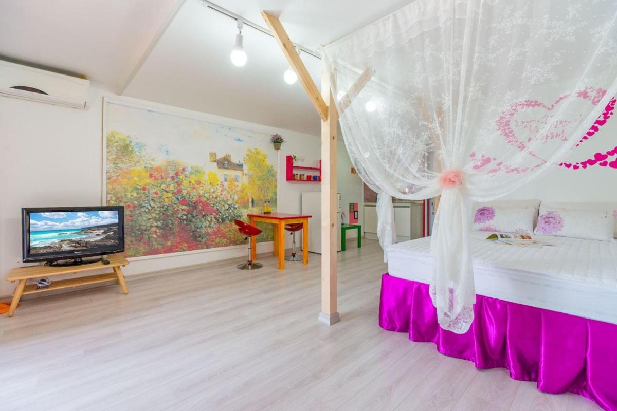 Double Room 2