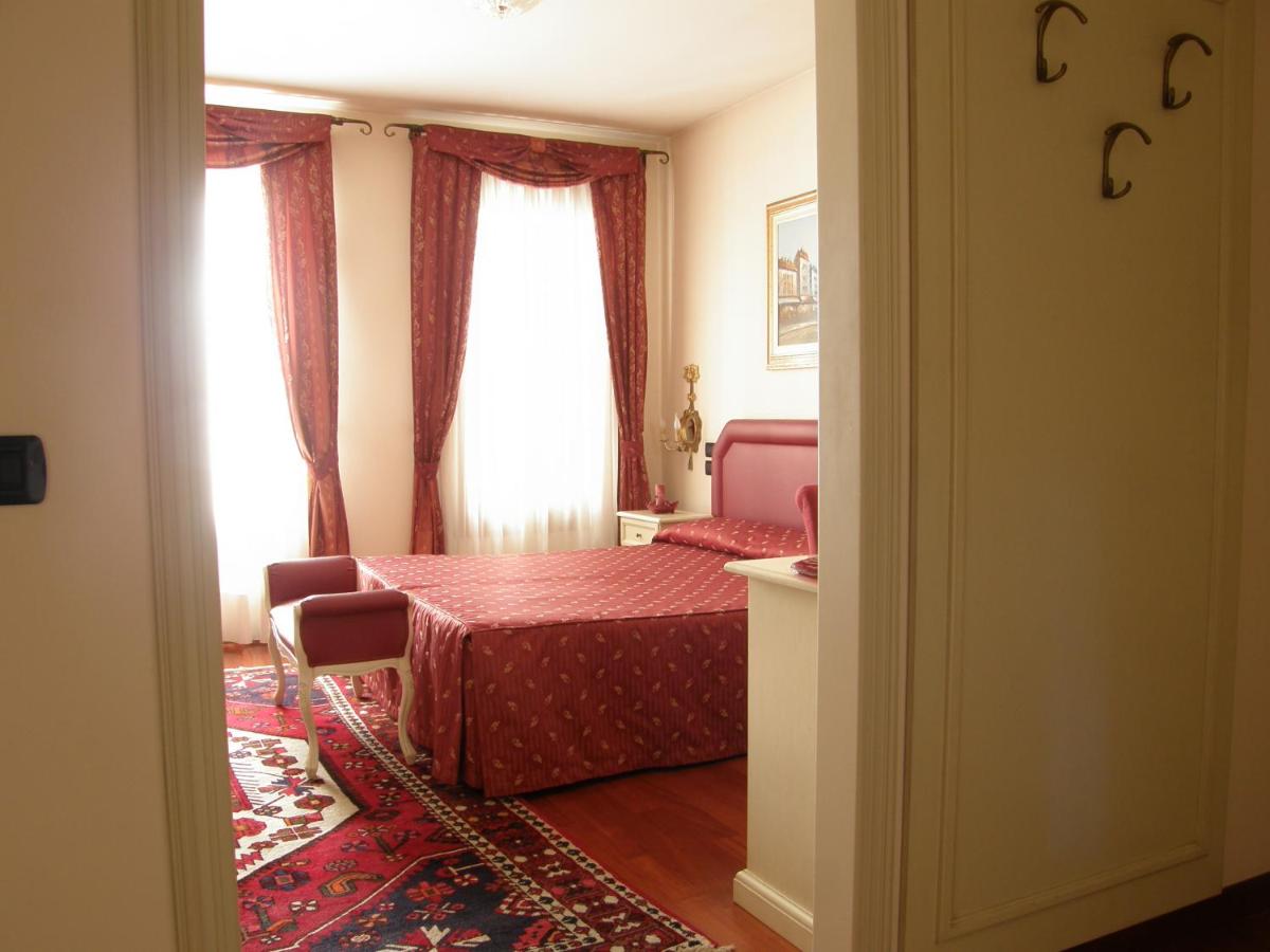 B&B Quinto di Treviso - Residence Meuble' Cortina - Bed and Breakfast Quinto di Treviso