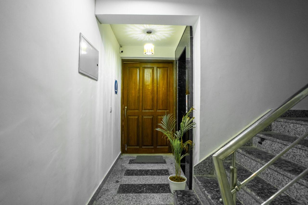FlxHo Corporate - Golf Course Road - B&B