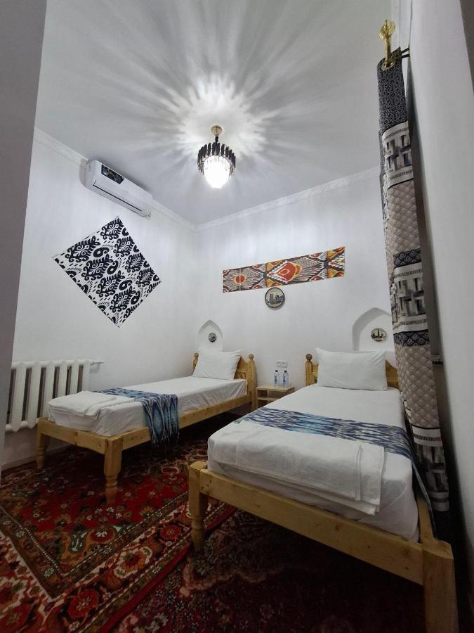 Doppel-/Zweibettzimmer mit eigenem Bad